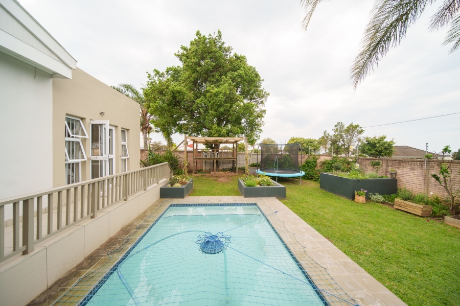 3 Bedroom Property for Sale in Beacon Bay Eastern Cape